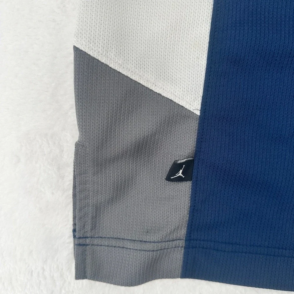 Jordan Sleeveless Athletic V Neck Top Blue‎ Gray Size Small